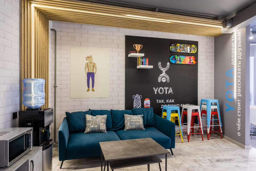 Реконструкция и меблировка офиса компании YOTA
